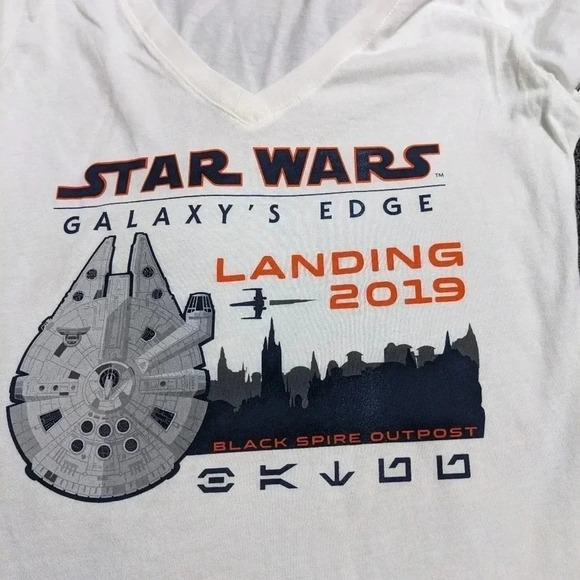 Disney Parks Star Wars Galaxy's Edge Landing‎ 2019 Annual Passholder W Sm Shirt - Picture 1 of 6